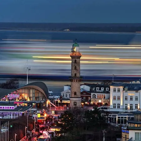 Adriana Warnemuende * ロストック